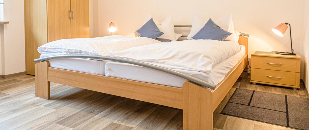 Hotel Weisses Roessl Pfreimd Exteriér fotografie