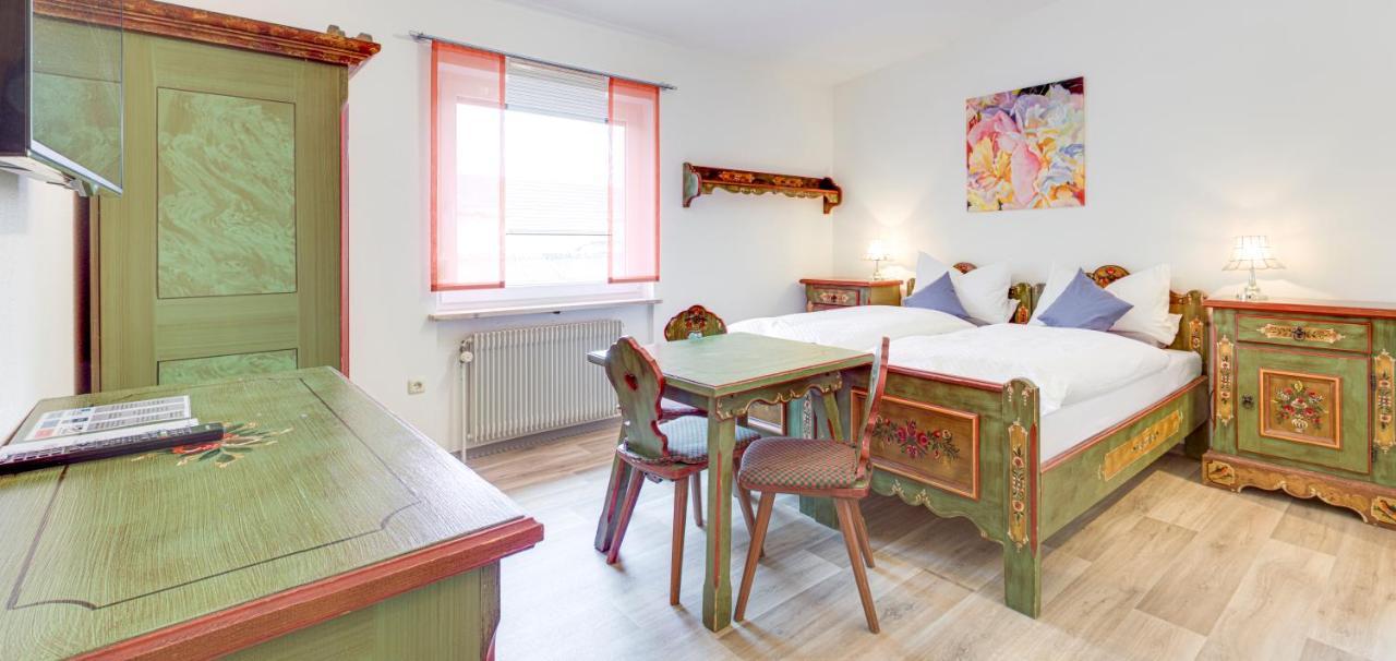 Hotel Weisses Roessl Pfreimd Exteriér fotografie