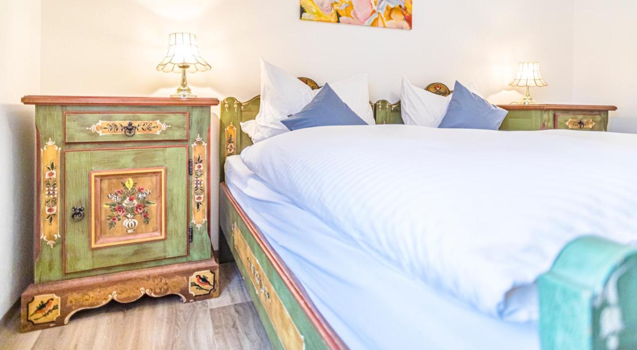 Hotel Weisses Roessl Pfreimd Exteriér fotografie