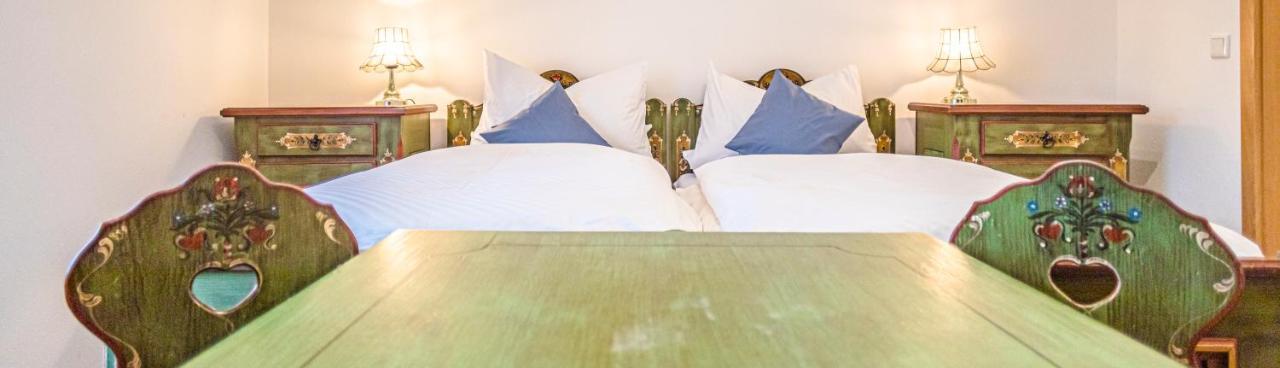 Hotel Weisses Roessl Pfreimd Exteriér fotografie